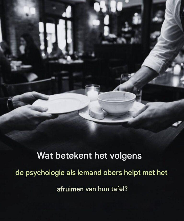 Introvert of extravert? Wat zegt het over de persoonlijkheid van een ober als het gaat om het maken van tafels?