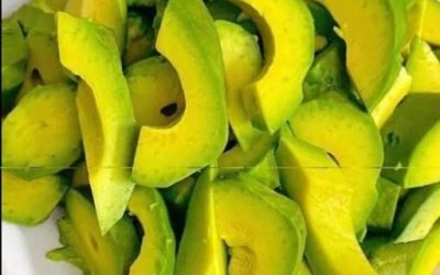 Artsen onthullen dat het eten van avocado’s de oorzaak is van… lees meer