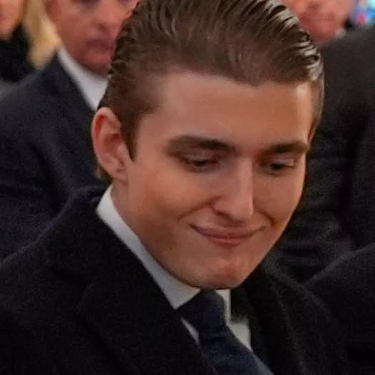 Op 18-jarige leeftijd geeft Barron Trump EINDELIJK toe wat we allemaal al verwachtten… Lees meer👇